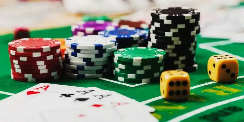 Những kinh nghiệm và bí quyết chơi poker bất bại 